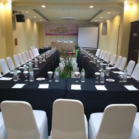 Grand Madani Hotel Mataram Esterno foto
