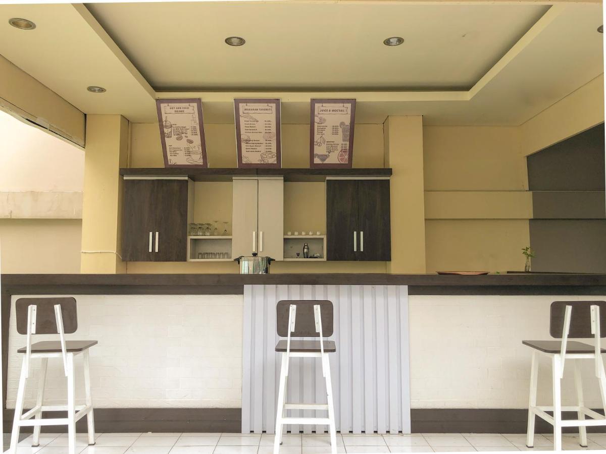 Grand Madani Hotel Mataram Esterno foto